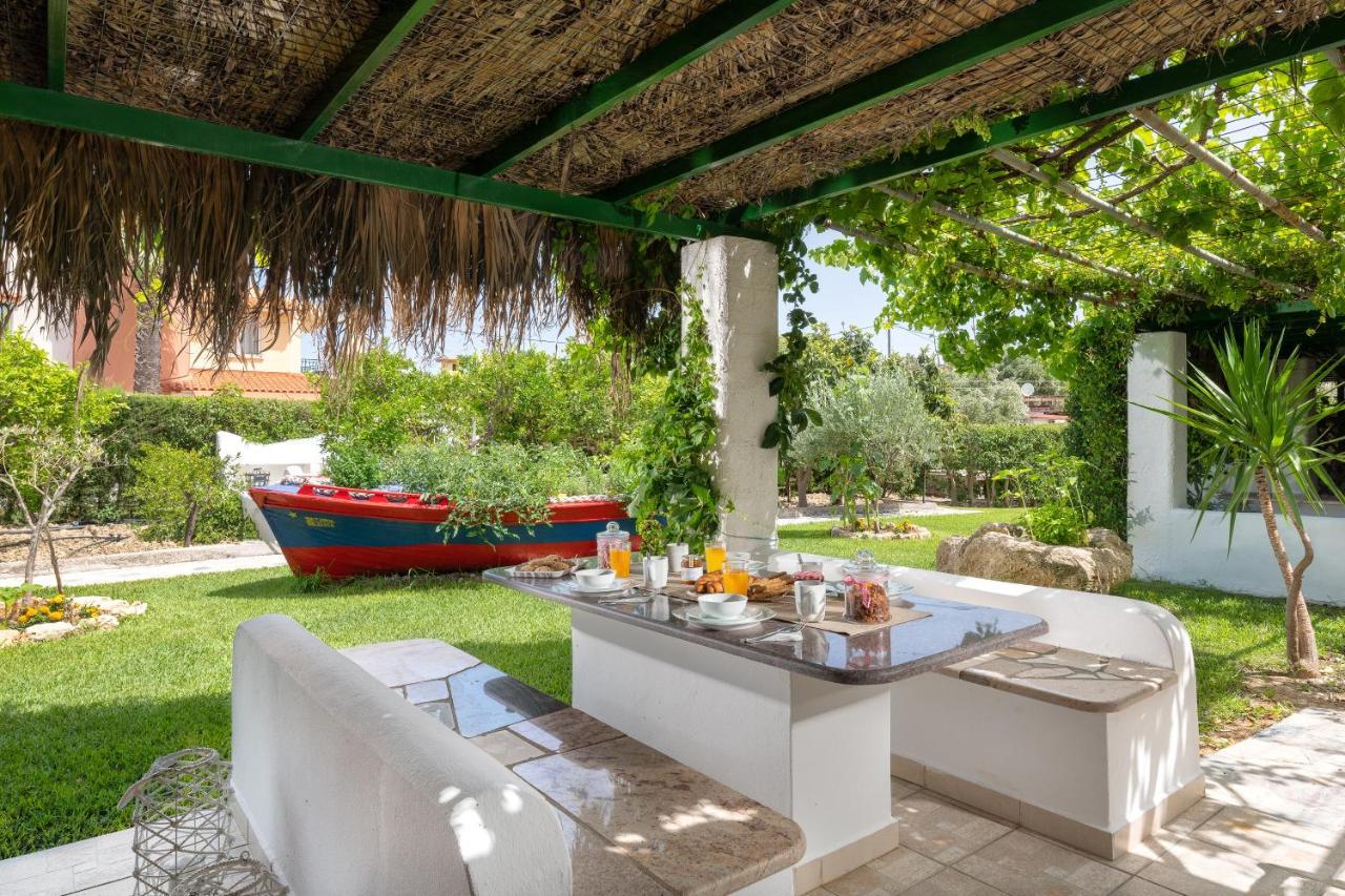 Elefteria Apts & Suites Kolymbia Exteriér fotografie